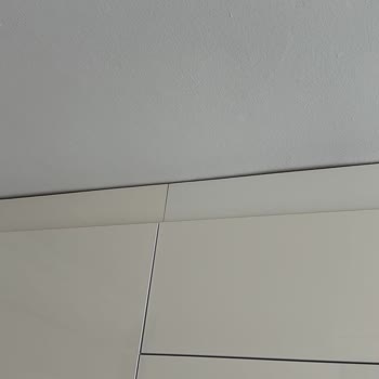 Vanucci Mutfak Dolaplarındaki Sararma Ve İlgisizlik