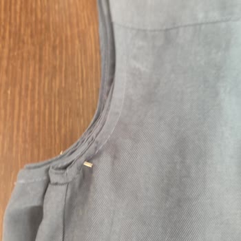 Utopian Store Refuses to Accept Defective Dress by Free Shipping