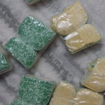 BİM'den Kırık Ve Eksik Bulaşık Tabletleri