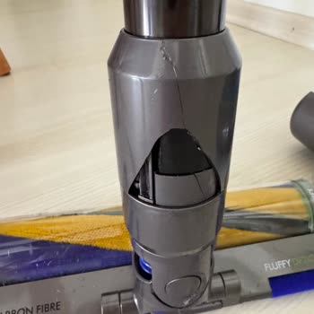 Dyson Süpürge: Kalitesiz Malzeme Ve Yanlış Fatura Sorunu