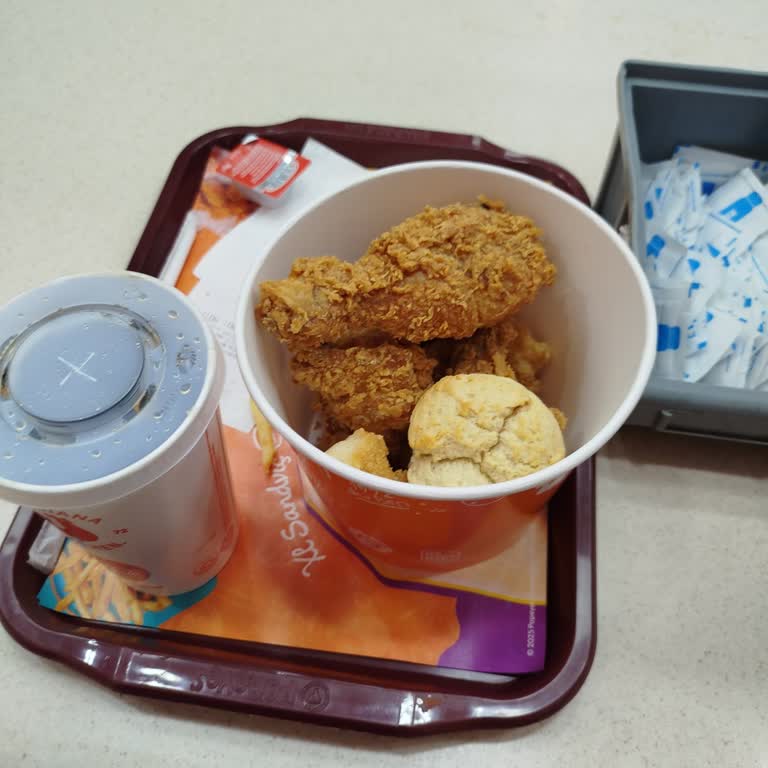 Popeyes Yanlış Sipariş Ve Uzun Bekleme Süresiyle Hayal Kırıklığı