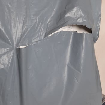Yırtık Paket Ve Duyarsız Kargo Hizmeti