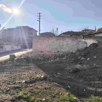 Kırıkkale Belediyesi Yıkım Sonrası Kalan Hafriyat Ve Çevre Kirliliği Sorunu