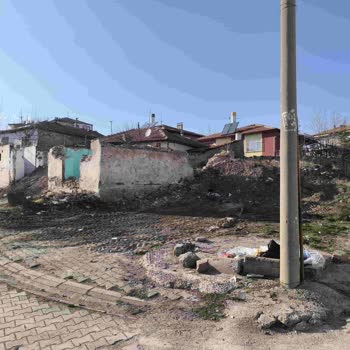 Kırıkkale Belediyesi Yıkım Sonrası Kalan Hafriyat Ve Çevre Kirliliği Sorunu