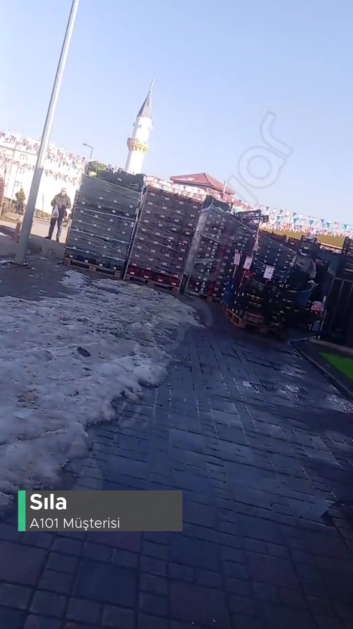 Hem Yer Kaplıyor Hem De Manav Mı A101 Mi? videonun kapak resmi