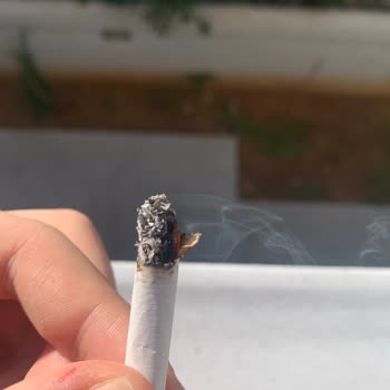 Marlboro Red Paketlerinde Yabancı Madde Sorunu