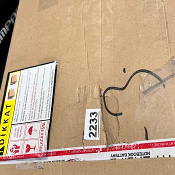 Aras Kargo İle Taşıma Sırasında Hasar Gören Laptop