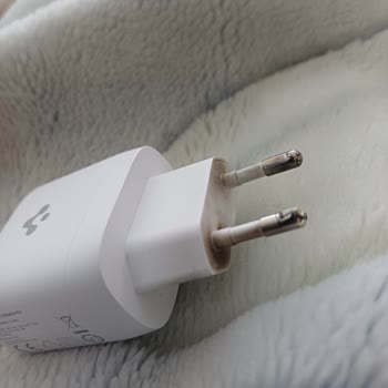 My Spigen 45W USB Charger Exploded After Only 2 Months