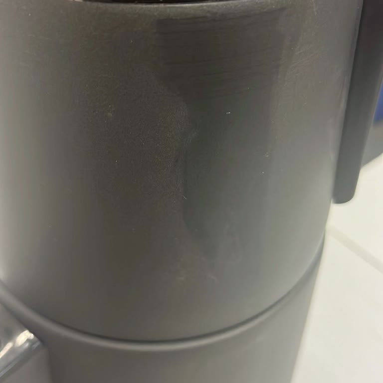 Fakir Çaycıda Renk Değişimi Ve Müşteri Hizmetleri Sorunu