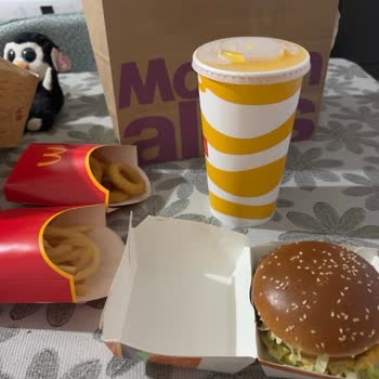 Yemeksepeti Ve McDonald's Siparişinde Tam Bir Hayal Kırıklığı