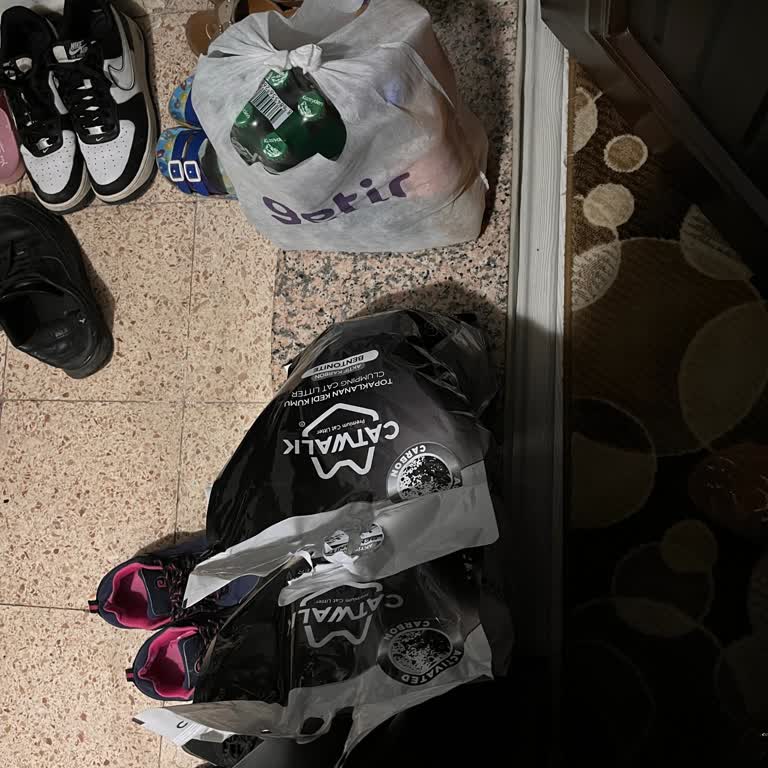 Özensiz Paketleme Ve Poşet Ücreti Sorunu