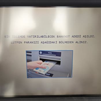 ATM'de Sıkışan Para: Tekrarlayan Sorun Ve Geciken Çözüm