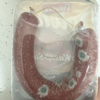 Polonez Et Ürünleri Son Kullanma Tarihi Geçmemiş Üründe Küflenme Şoku