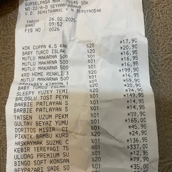 Kaşar Peynirinin İçinden Taş Çıktı