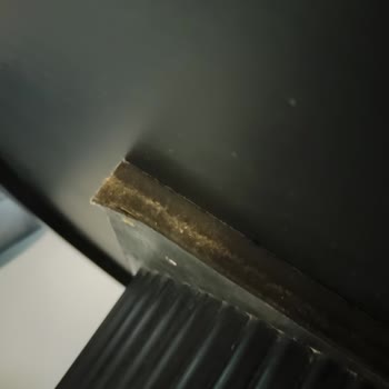 Teslim Edilmeyen Sandalyeler Ve İletişim Sorunlarıyla Gelen Hayal Kırıklığı