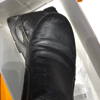 Su Çeken Ayakkabı İçin Çözüm Bulunamaması