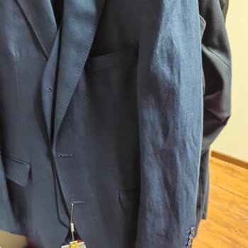 Ramsey'den Gelen Hayal Kırıklığı: Kırışık Takım Elbise Ve İlgisiz Müşteri Hizmeti