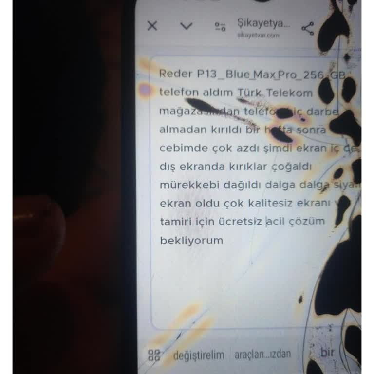 Reeder Telefon Ekranı Kendiliğinden Kırıldı!
