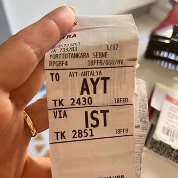 Valiz Hasarı Ve Müşteri Hizmetleri Sorunu