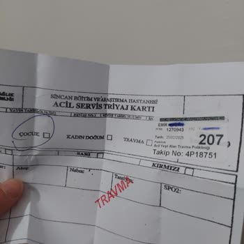 Tavuk Dönerdeki Yabancı Cisim Oğlumun Boğazına Takıldı, Hastaneye Gittik