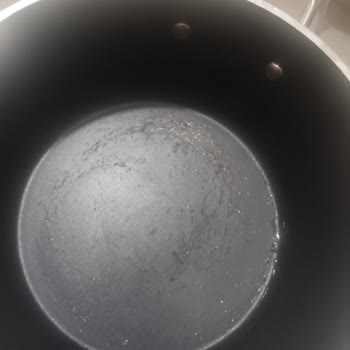 Güvendiğim Markanın Tencereleri Soyuldu