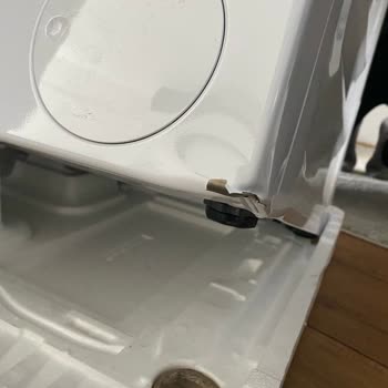Kırık Çamaşır Makinesi Mağduriyeti: Değişim Bekliyoruz