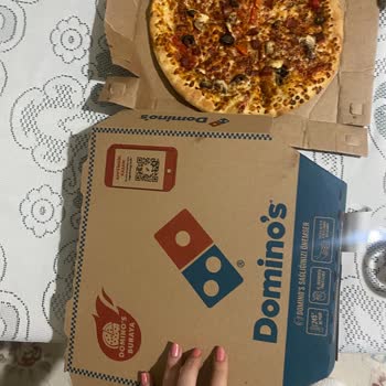 Domino's Pizza Malzemesiz Pizzalarla Büyük Hayal Kırıklığı!