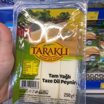 BİM Market'te Küflü Peynir Skandalı: Sağlık Riski Ve İhmal Uyarısı
