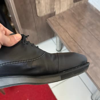 Sail Lakers Ayakkabının Kalitesizliği Ve İletişim Sorunu