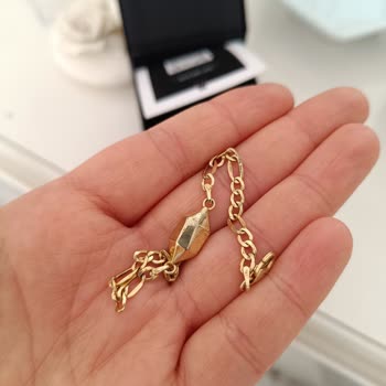 Hayal Kırıklığı: Kalitesiz Bileklik Ve İlgisiz Müşteri Hizmetleri