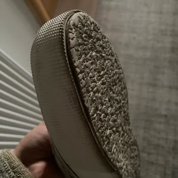 Superga Sneaker, problemas de grieta en suela, solicito solución