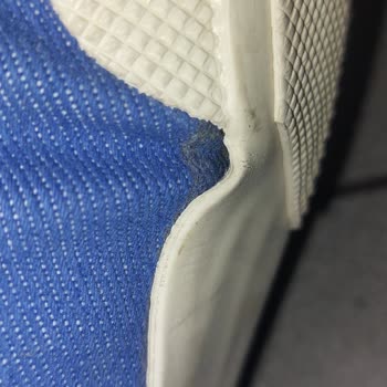 Superga, zapatos de mala calidad y atención al cliente deficiente