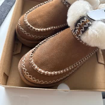 Beymen Online Mağazasından Alınan Ugg Botların Renk Solması Sorunu