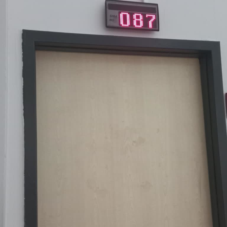Öğlen Arası Bahaneleriyle Hasta Kabul Edilmedi