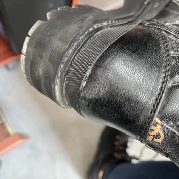 Guess Ayakkabılarının Kalitesizliği Hayal Kırıklığı Yarattı