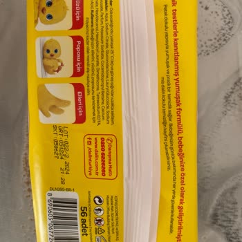 Bebek Cildini Tahriş Eden Islak Havlu