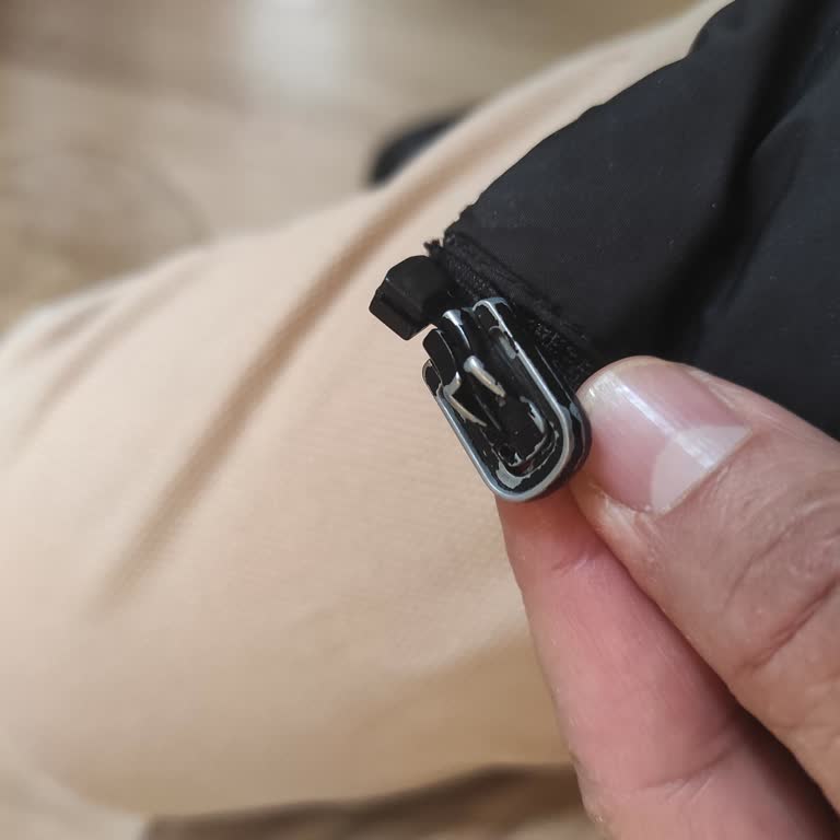 Lumberjack Montlarında Fermuar Sorunu