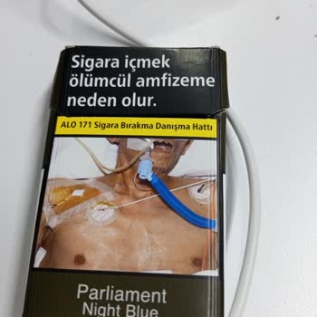 Parliament Night Blue: Kalite Düşüşü Ve Tahta Parçaları Sorunu