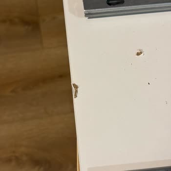 IKEA'dan Gelen Hayal Kırıklığı: Bir Masa Almak Neden Bu Kadar Zor?