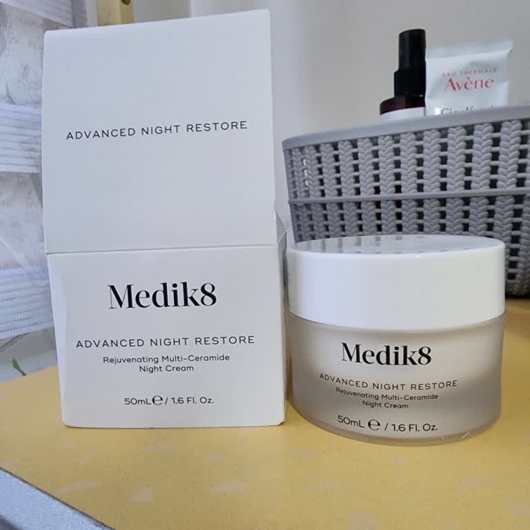 Medik8 Ciltte Tahrişe Yol Açan Krem Ve İlgisiz Müşteri Hizmetleri!