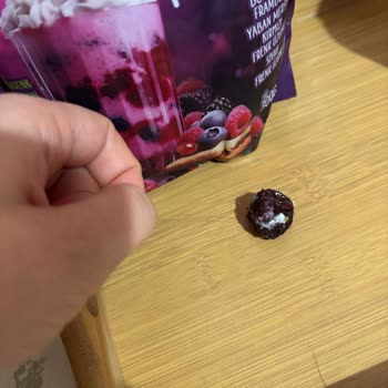 Ülker Superfresh Orman Meyvelerinde Yabancı Madde Sorunu!