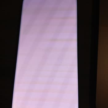 Samsung S20+ Ekran Sorunu: Ücretsiz Değişim Talebi