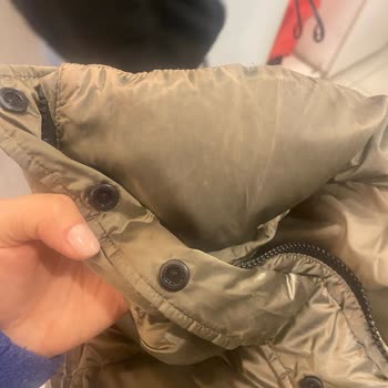 Calvin Klein Montta Beklenmedik Renk Değişimi