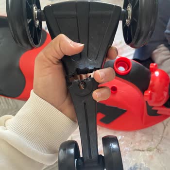 Kırık Ürün Ve İletişimsizlik: Çözüm Arayışında Engeller