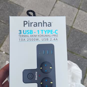 Piranha Prizden Çıkan Şaşırtıcı Saç Teli!