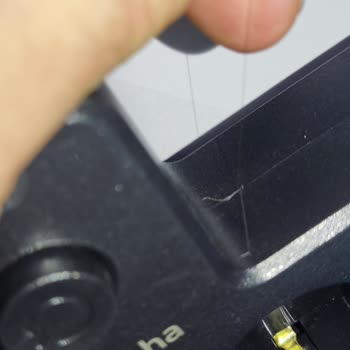 Piranha Prizden Çıkan Şaşırtıcı Saç Teli!