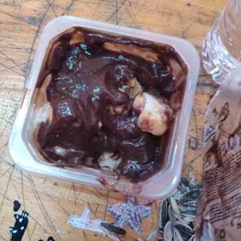 BİM Bozuk Profiterol İle Hayal Kırıklığı!