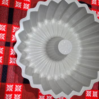 Korkmaz Kek Kalıbı Ve Granit Tencere Hayal Kırıklığı