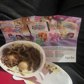 Kinder Joy'un Yarısı Boş Çıktı, Çocuğum Üzüldü