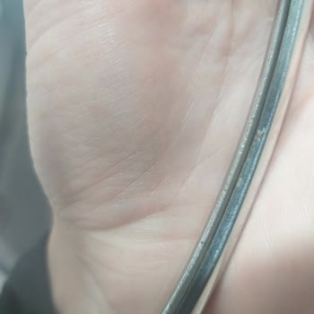 Paslanan Tencere Seti Ve Yetersiz Müşteri Hizmeti